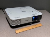 Epson PowerLite 2065 H820A 5500 Lumens Wireless LCD Video Projector
