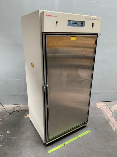 Thermo Forma 3950 Reach-In CO2 Incubator