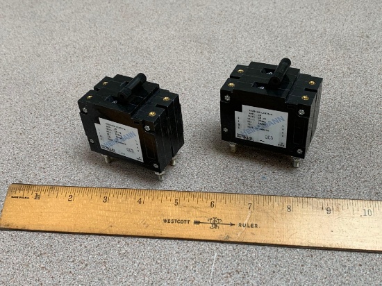2pcs - Heinemann AM2R-A3-LC07D-A 15A 250VAC Circuit Breakers NEW
