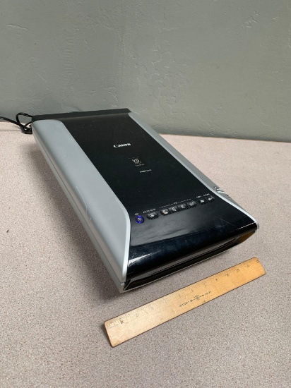 Canon 9000F Mark II FlatBed Photo / Film / Negative / USB Document Scanner