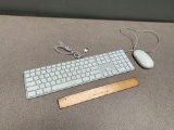 2pcs - Apple A1243 Wired USB Keyboard & A1152 Wired USB Mouse