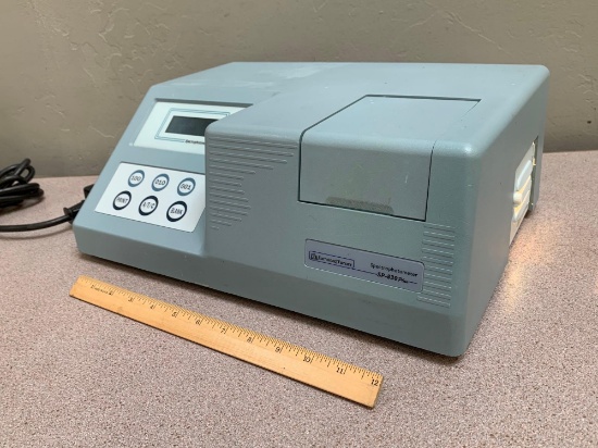 Barnstead Turner SP-830 Plus Spectrophotometer