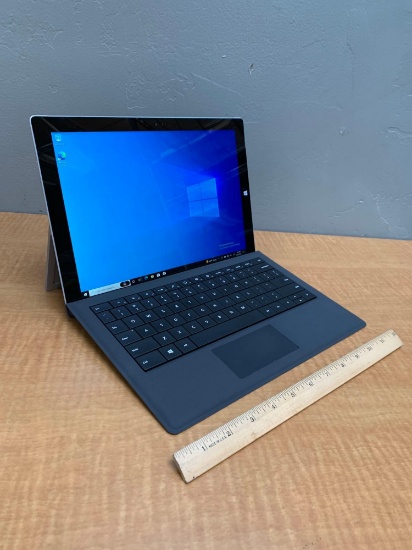 Microsoft Surface Pro 3 Tablet PC 12.3" Intel i3-4020Y 1.5GHz 4GB 64GB Flash Win 10 Pro Wifi BT