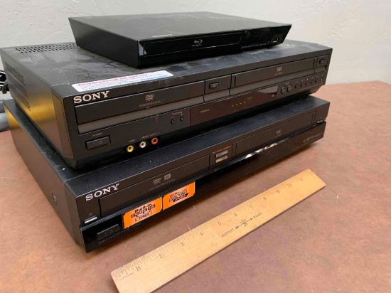 3pcs - Sony VCR/DVD Player Combo & Sony Blu-Ray Player