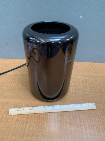 Apple A1481 MacPro6,1 Quad Xeon E5-1620 3.7GHz 32GB 1TB SSD FirePro 2GB Monterey 2013