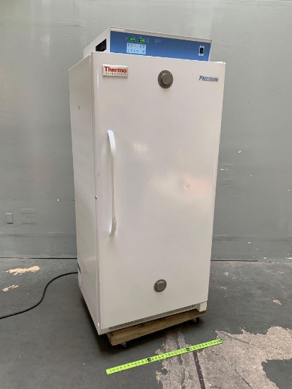 Thermo Fisher Scientific PR505755L Precision Plant Growth Incubator / Refrigerated Incubator