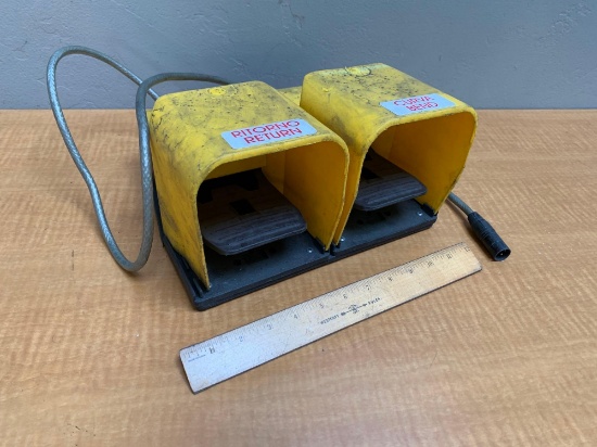 Elettromeccanica GS Indsutrial Dual Foot Switch