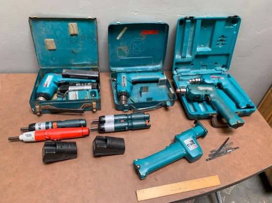 Mixed Battery Powered Tools / Makita Drills / Makita Reciprocating Saw / B&D Screwdrivers