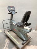 Life Fitness Life Cycle 9500HR Recumbent Exercise Bike