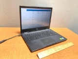Dell Latitude 3400 Laptop Intel i7-8565 1.8GHz 8GB 256GB SSD Wifi BT NO OS - Freezes