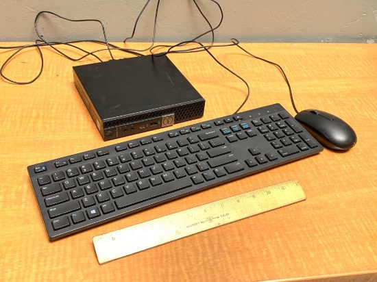 Dell Optiplex 7050 SFF Computer Intel i7-7700 3.6GHz 32GB DDR4 256GB SSD Wifi Bt HDMI DP Win 10