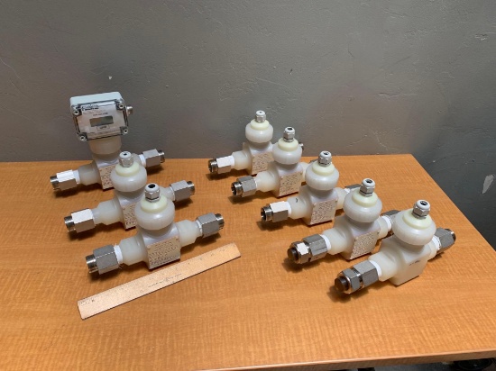 8pcs - Racine RVL100-N4XNN Flow Meters
