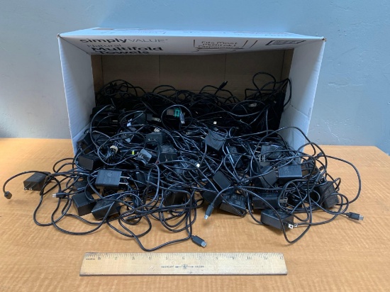Box Full of 15W Adaptive Fast Chargers USB-C Power Adapters - over 100 pcs