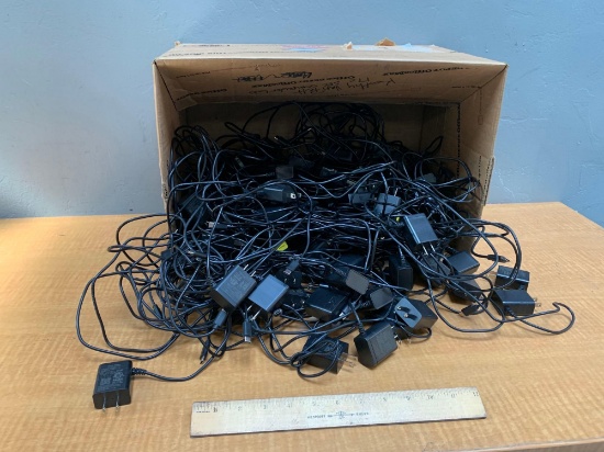 Box Full of 15W Adaptive Fast Chargers USB-C Power Adapters - over 100 pcs