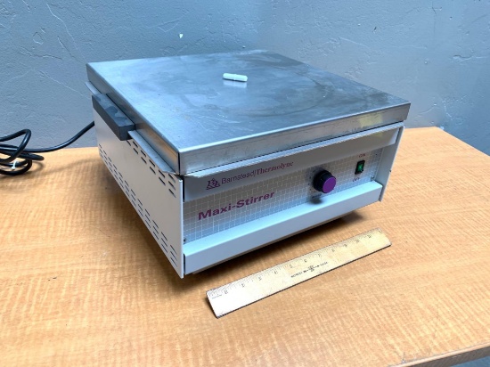 Barnstead Thermolyne Maxi-Stirrer S25535 / Magnetic Stirrer