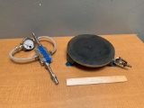 Vacuum Pump Plate & Differential Pressure Gauge