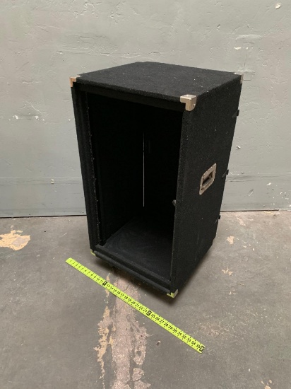 GMI Sound Rolling Speaker Cabinet 20" x 22" x 42" tall