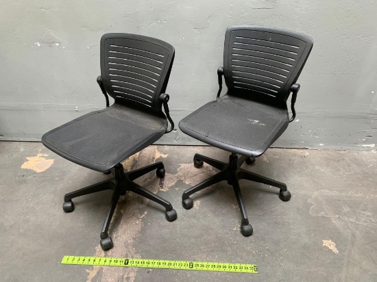 2pcs - Rolling Plastic Office Chairs with NO Armrest