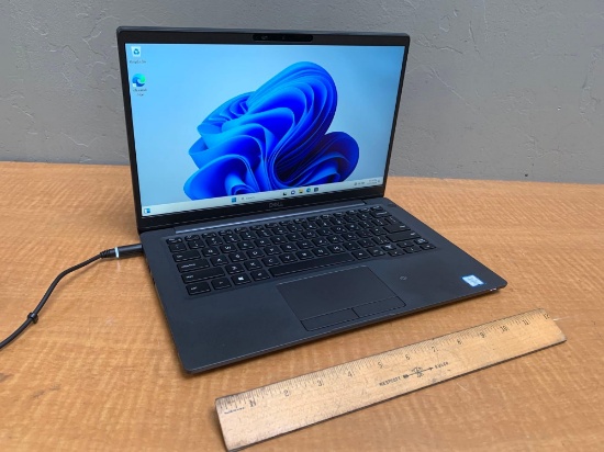 Dell Latitude 7400 14" LCD Intel I7-8665U 1.9GHz 8GB DDR4 256GB SSD Wifi Bt HDMI Win 11