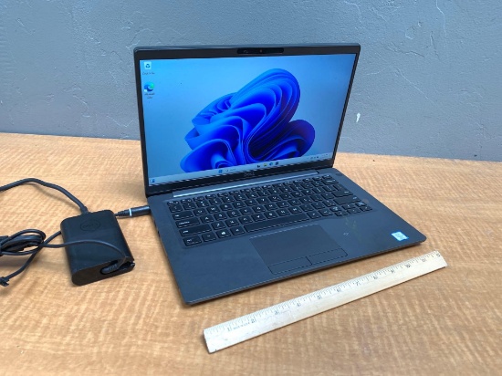 Dell Latitude 7400 14" LCD Laptop Intel I7-8665U 1.9GHz 8GB DDR4 256GB SSD Wifi Bt HDMI Win 11