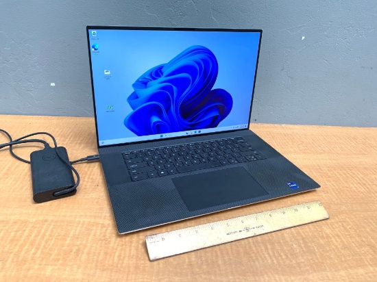 Dell XPS 17 9710 17" LCD Laptop Intel i9-11900H 2.5GHz 64GB DDR4 2TB SSD nVidia RTX 3060 6GB Win 11