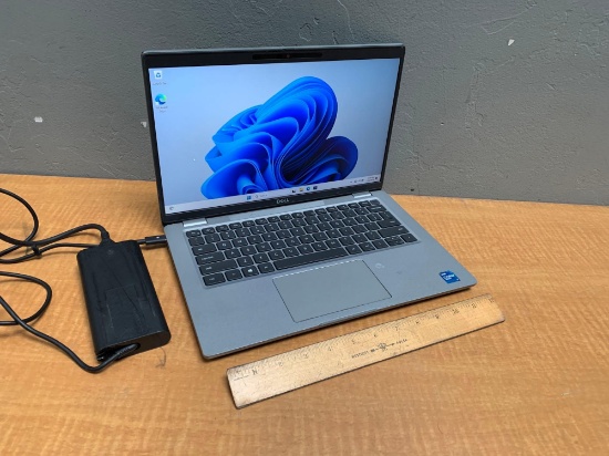 Dell Latitude 5420 14" LCD Laptop Intel i7-1185G7 3.0GHz 16GB DDR4 256GB SSD Wifi Bt HDMI Win 11