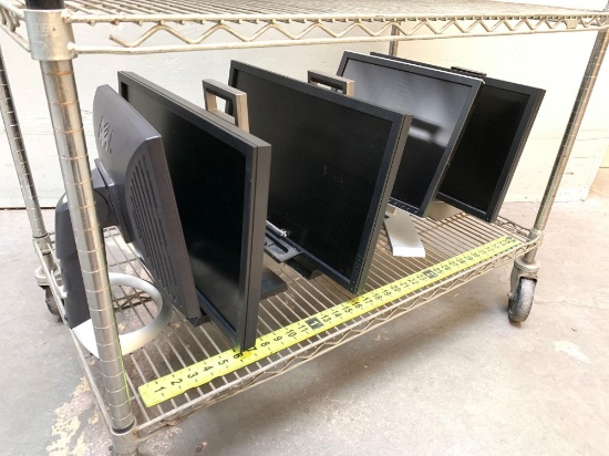 5pcs - Mixed Sizes Dell LCD Monitors 15" 17" 22"