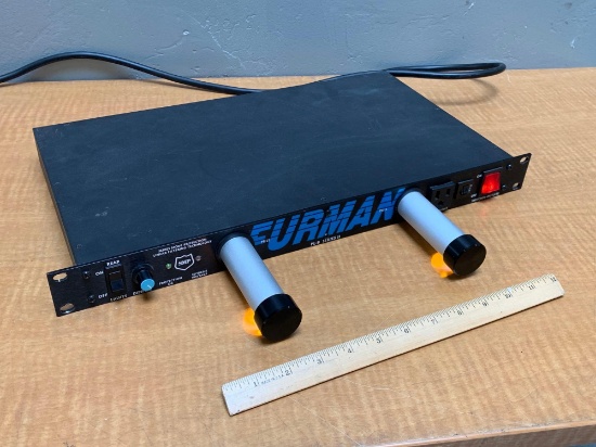 Furman PL-8 Series II 15A Power Conditioner with Lights