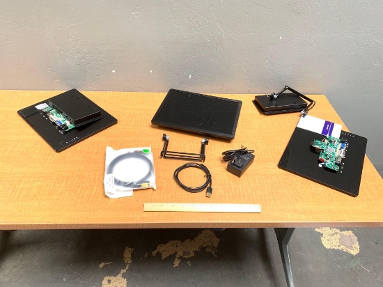 3pcs - Portable LCD Screens -- PARTS