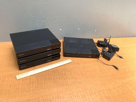 4pcs - Sony BDP-S3500 Blu-Ray / DVD Player