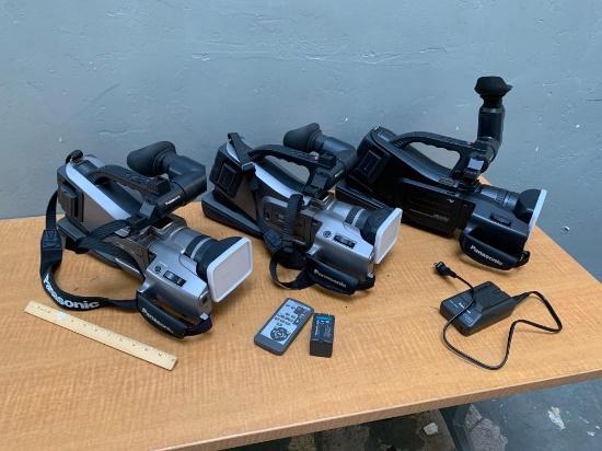 3pcs - Panasonic Mini DV Camcorders AG-DVC7 / AG-DVC20P