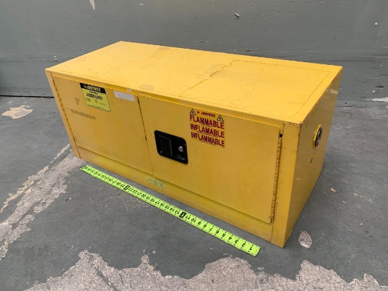 Justrite Flammable Liquid Storage Cabinet 29801 12 Gal Capacity 43" x 18" x 18"