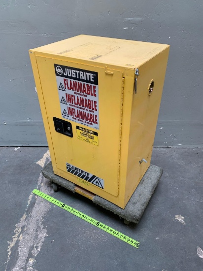 Justrite Flammable Liquid Storage Cabinet 891220 12 Gal Capacity 23.5" x 18" x 35"