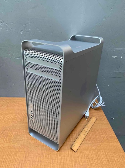 Apple MacPro A1289 Vintage Intel Xeon 2.26GHz 8GB NO HD NO OS nVidia GT 120