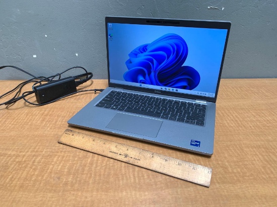 Dell Latitude 5420 14" LCD Laptop Intel i7-1185G7 3.0GHz 16GB DDR4 256GB SSD Wifi Bt HDMI - Win 11