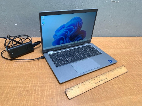 Dell Latitude 5320 13.3" LCD Laptop Intel i7-1185G7 3.0GHz 16GB DDR4 256GB SSD Wifi Bt HDMI - Win 11
