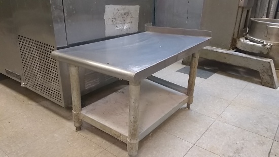 1' x 2' Stainless steel equipment stand