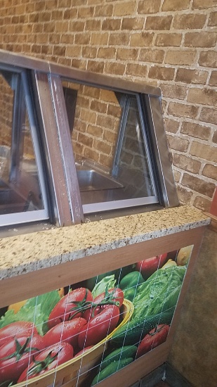 Warming table