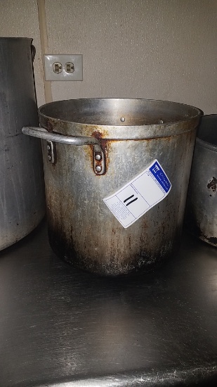 Stock pot