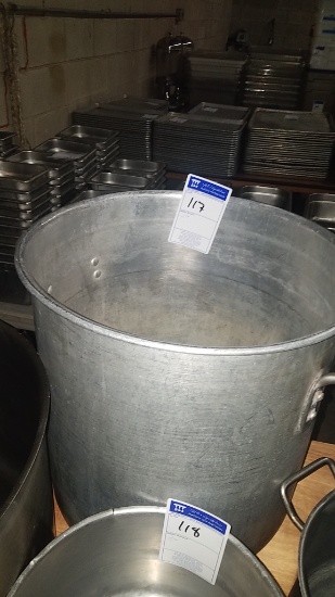 Stock pot