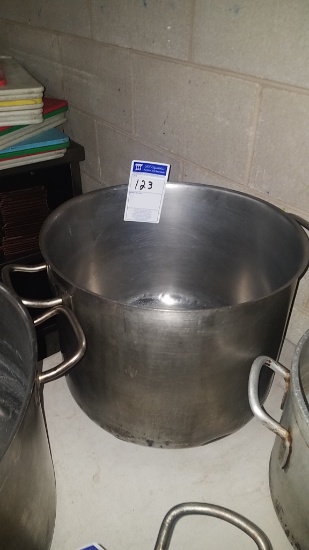 Stock pot