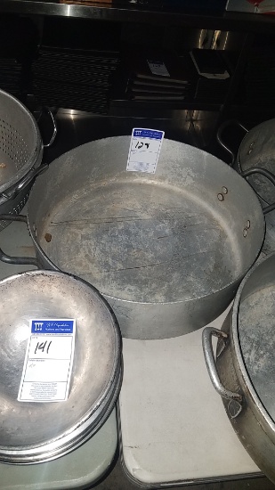 Stock pot