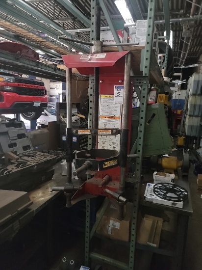Strut disassembly