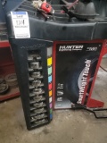 Hunter Model SWT wheel balancer