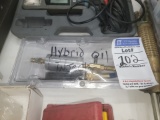 Hybrid oil injector