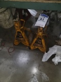 Metal Jack stands