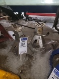Metal Jack stands