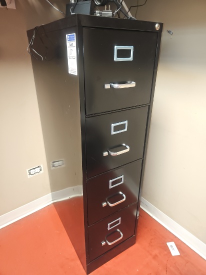 Metal 4 Door cabinet