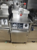 Stainless steel gas Pressure Fryer 600