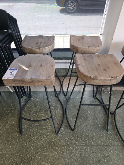 Wooden top bar stools with metal frame